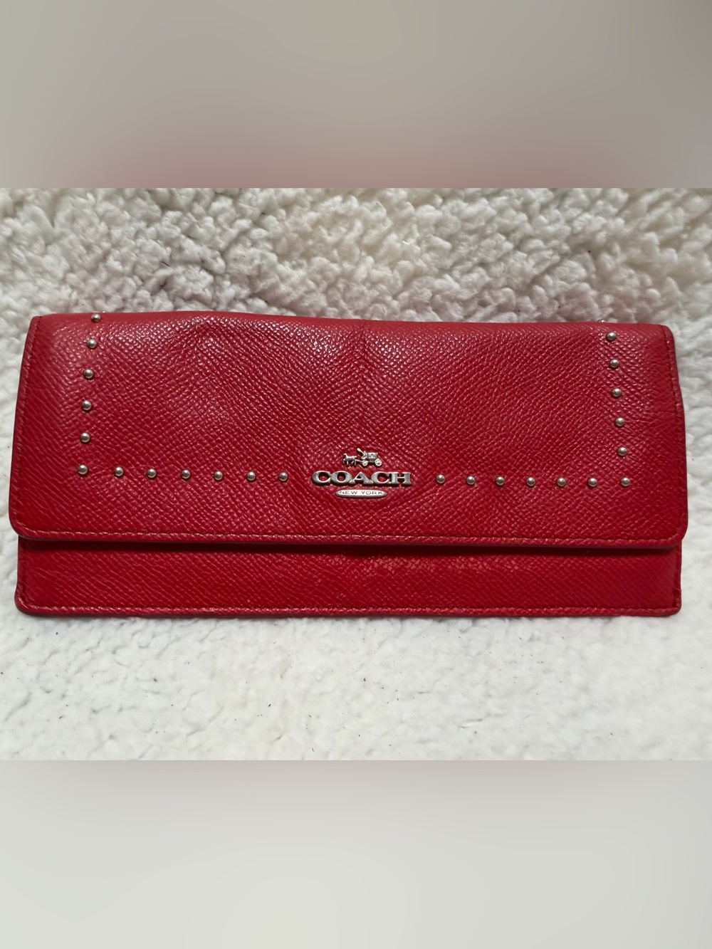 COACH 52772 Edge Studs Crossgrain Slim Soft Leather Card Wallet Red Silver